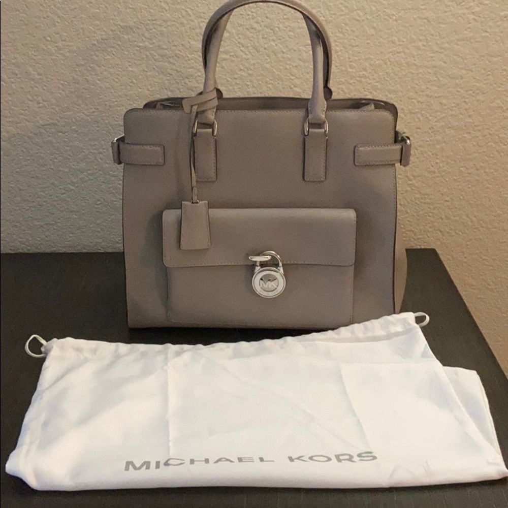 Gray Micheal Kors Hamilton Bag